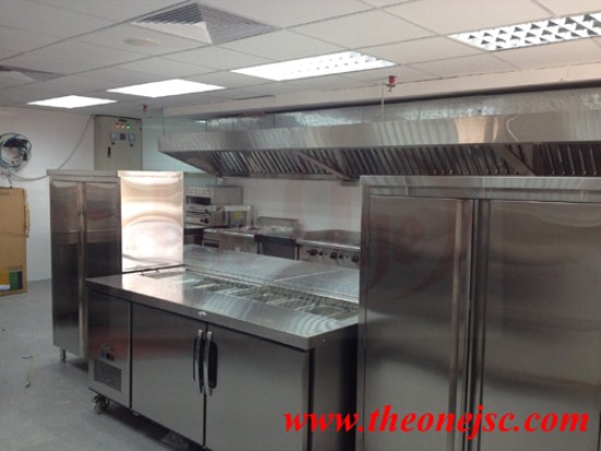 sap bep inox cho nha hang trang tien